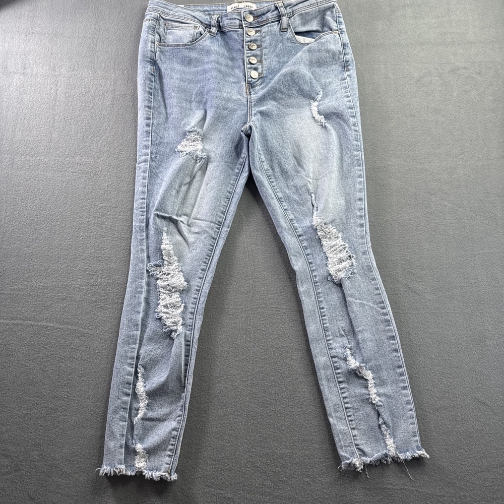 Almost Famous High Rise Distressed Lt Wash Ankle Jeans Womens Juniors 11